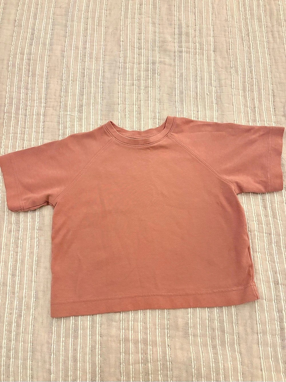 Zara Girls Short Sleeve Raglan Boxy Tee in Pink Size 8 Like New
